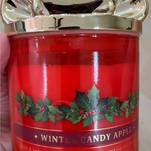 Bath & Body Works Red and Gold Winter Candle